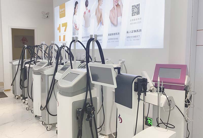 國(guó)內(nèi)有哪些大品牌美容院，在哪里購(gòu)買美容設(shè)備更好？